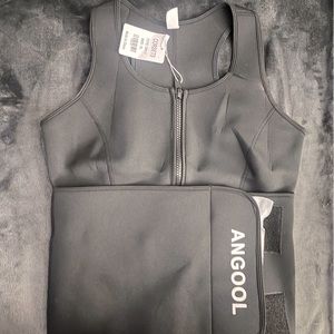 CORSET(BRAND NEW/NEVER WOEN!!!)